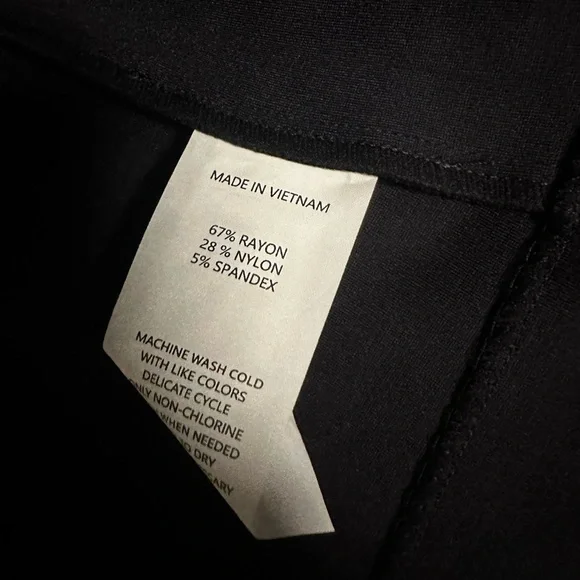 Quince Navy Women's Blazer - Picture 4 of 6